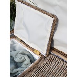 CHIC ANTIQUE KURVES�T / 3 STK - 108