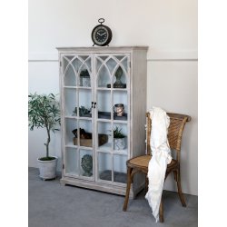 CHIC ANTIQUE VITRINESKAB M/BUEDE GLASL�GET SAND - 154
