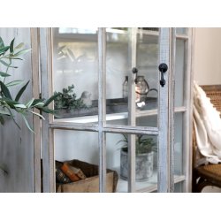 CHIC ANTIQUE VITRINESKAB M/BUEDE GLASL�GET SAND - 154