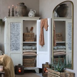 CHIC ANTUQUE GL. FRANSK LINNEDSKAB - 184