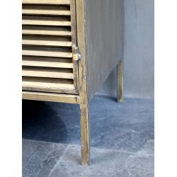 CHIC ANTIQUE SKAB M/2 LAMELLGER JERN - 116