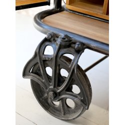 CHIC ANTIQUE BARSKAB M/HJUL ANTIQUE KUL - 116