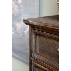 CHIC ANTIQUE KOMMODE M/4 HYLDER - 139