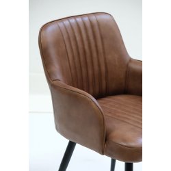 TRADEMARK LIVING SOHO SPISEBORDSSTOL - 82