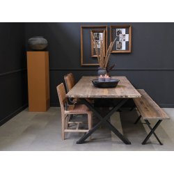 TRADEMARK LIVING POOVAR SPISEBORD / GENRBRUGSTR - 250