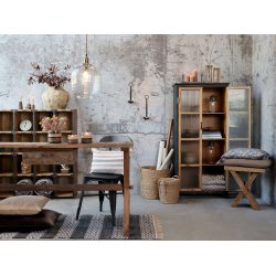 CHIC ANTIQUE VITRINESKAB M. 4 HYLDER OG RILLEDE GLASL�GER - 151
